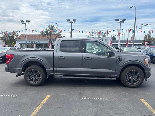 Carbonized Gray Metallic 2022 Ford F-150 XLT