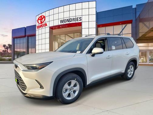 2026 Toyota Highlander LE