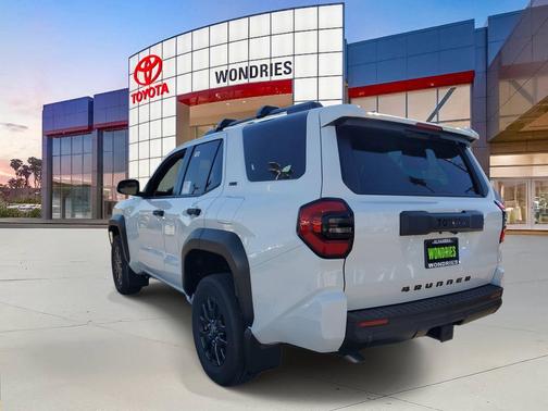 2025 Toyota 4Runner SR5