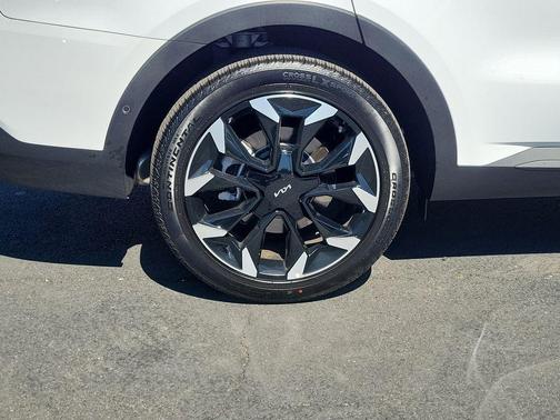 2025 Kia Sorento SX