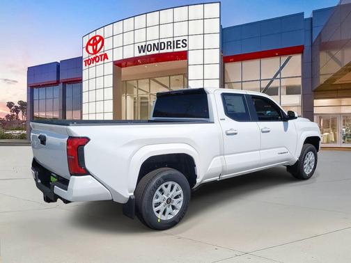 2025 Toyota Tacoma SR5