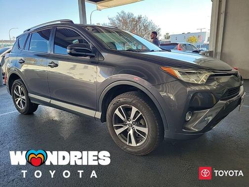 2016 Toyota RAV4 XLE