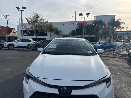 2024 Toyota Corolla Hybrid LE