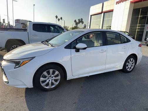 2024 Toyota Corolla Hybrid LE
