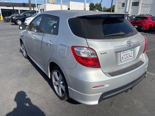 Classic Silver Metallic 2010 Toyota Matrix S