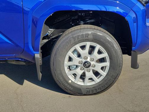2025 Toyota Tacoma SR5