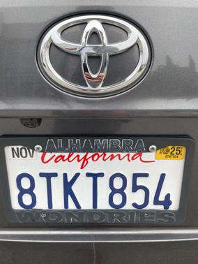 2020 Toyota Highlander LE