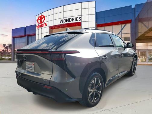 2024 Toyota bZ4X XLE