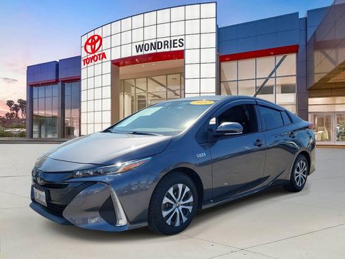2022 Toyota Prius Prime XLE