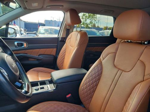 2022 Kia Sorento SX
