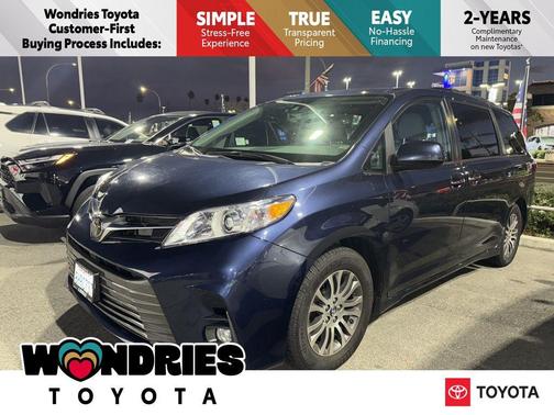 2019 Toyota Sienna XLE