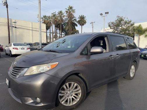 2015 Toyota Sienna XLE Premium