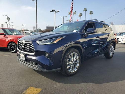 2022 Toyota Highlander Limited