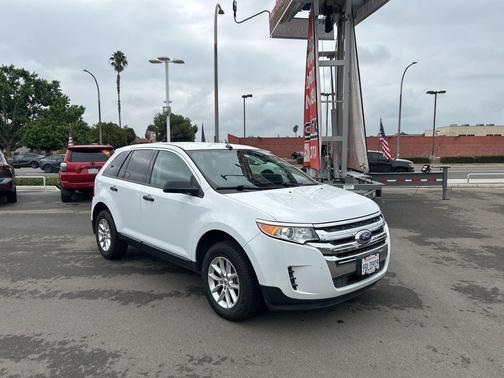 2014 Ford Edge SE