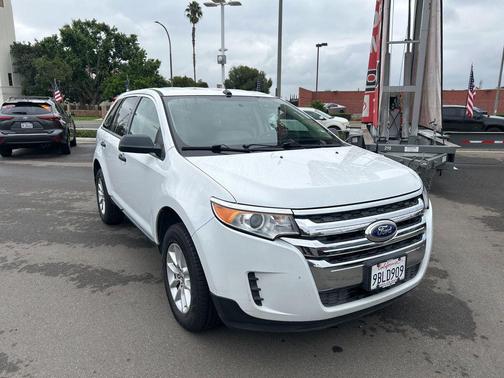 2014 Ford Edge SE