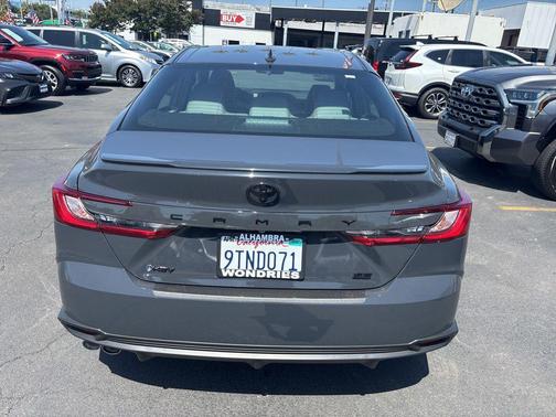 Underground 2025 Toyota Camry SE