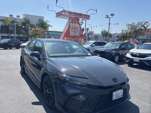 Underground 2025 Toyota Camry SE