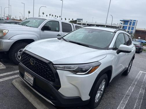 2022 Toyota Corolla Cross LE