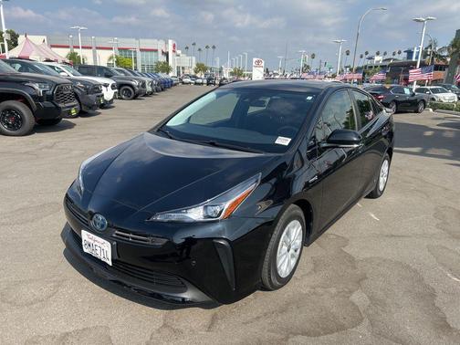 2019 Toyota Prius LE
