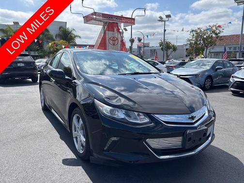 Mosaic Black Metallic 2019 Chevrolet Volt LT