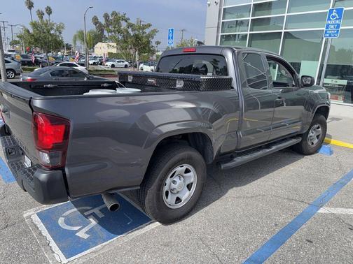 2022 Toyota Tacoma SR
