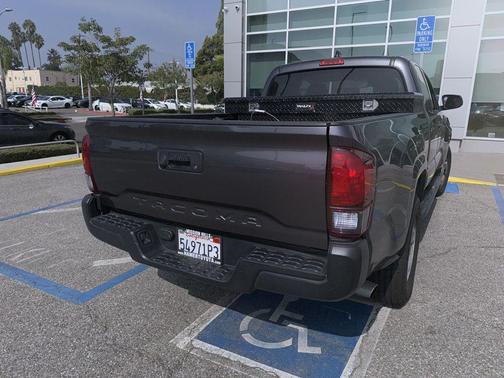2022 Toyota Tacoma SR