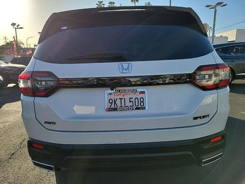 2024 Honda Pilot Sport