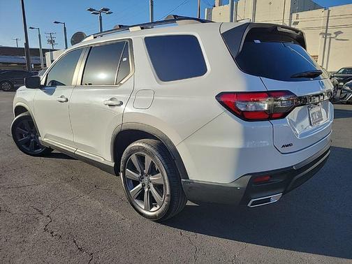 2024 Honda Pilot Sport