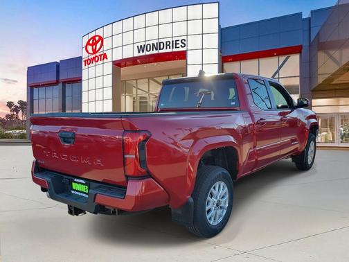 2025 Toyota Tacoma SR5