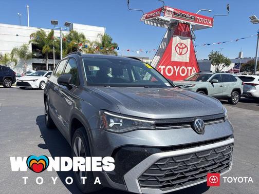 Platinum Gray Metallic 2025 Volkswagen Taos 1.5T S