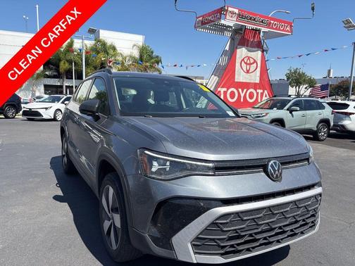 Platinum Gray Metallic 2025 Volkswagen Taos 1.5T S
