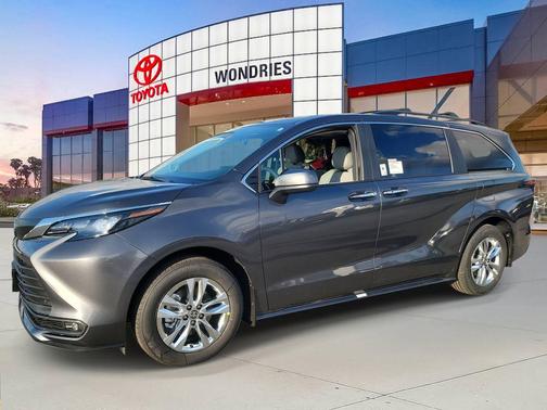 2025 Toyota Sienna XLE