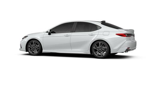 Wind Chill Pearl 2026 Toyota Camry XSE