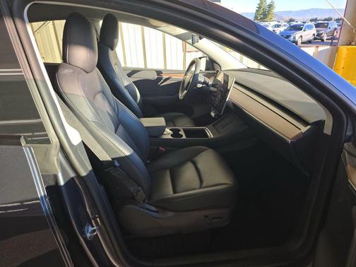 2022 Tesla Model Y Performance Dual Motor All-Wheel Drive