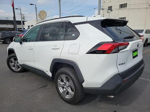 2023 Toyota RAV4 Hybrid LE