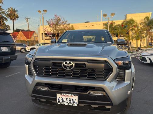 2024 Toyota Tacoma TRD Sport