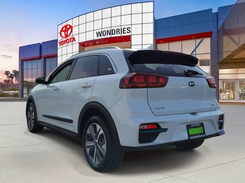 Snow White Pearl 2020 Kia Niro EV EX