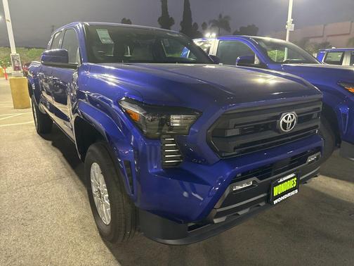 2025 Toyota Tacoma SR5