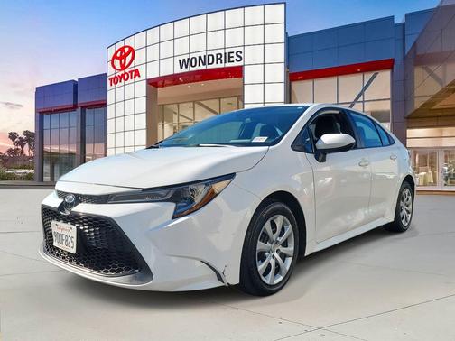 2022 Toyota Corolla LE