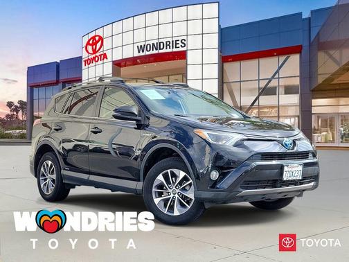 2017 Toyota RAV4 Hybrid XLE