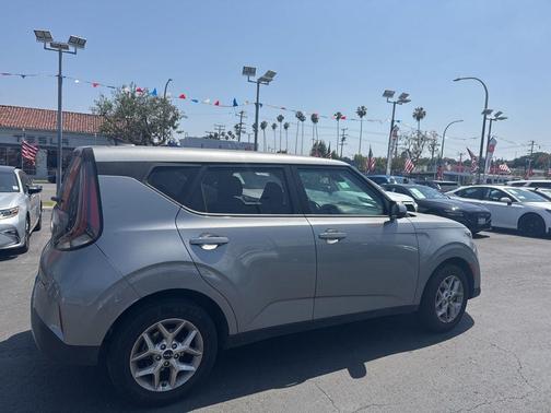 Klt 2023 Kia Soul LX