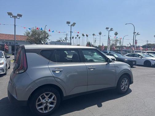 Klt 2023 Kia Soul LX