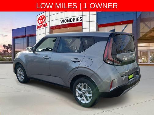 Steel Gray 2023 Kia Soul LX