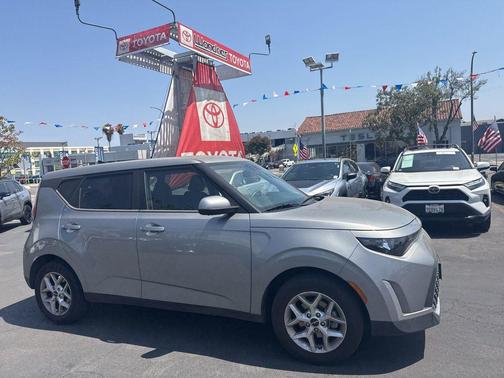 Klt 2023 Kia Soul LX