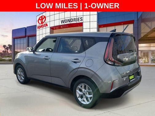 Steel Gray 2023 Kia Soul LX
