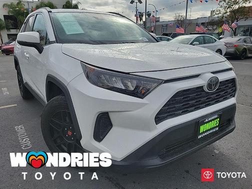 2019 Toyota RAV4 LE