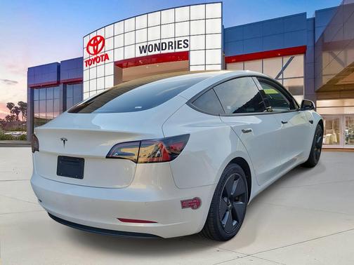 2021 Tesla Model 3 Standard Range Plus