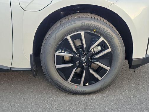 2026 Toyota bZ XLE Plus