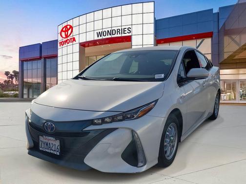 2017 Toyota Prius Prime Plus