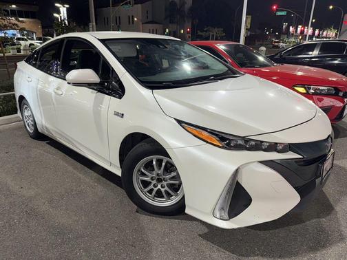 2017 Toyota Prius Prime Plus